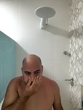 Snapshot of Morenocasado34liberal chatting on October 2025 04:02:02 PM Morenocasado34liberal online show from October 2025 04:02:02 PM