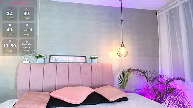 im sofii18 online show from October 2025 07:53:01 PM