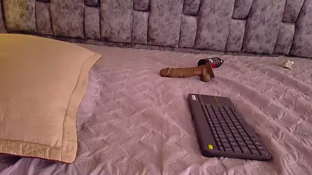 Lizbeth Rouse online show from January 2026 05:27:02 PM