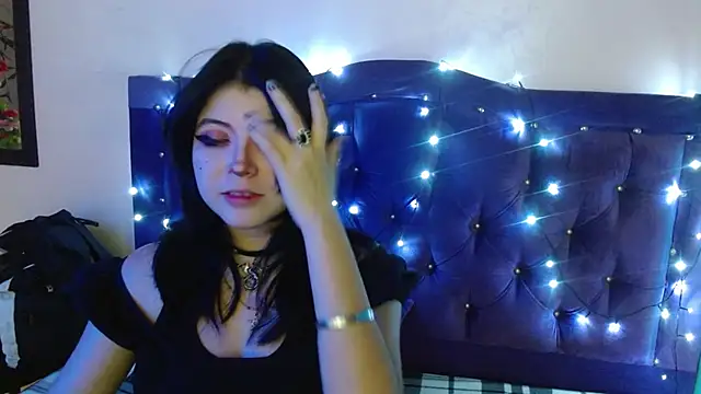 Ginebra Sensual online show from November 2025 12:37:02 PM