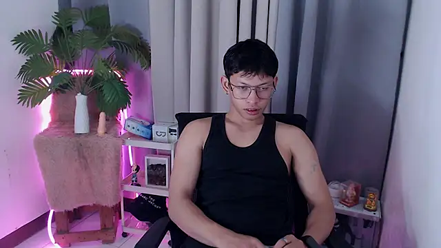 pinkcock froi2305 online show from December 2025 11:09:02 PM
