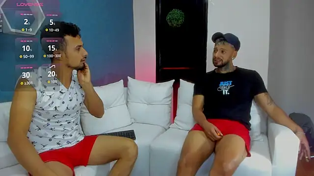 Valentiinoss online show from September 2025 08:22:01 PM