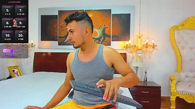 Valentiinoss online show from March 2026 07:43:02 PM