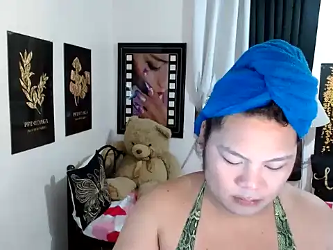 TSbrianaHugeCock online show from April 2026 02:32:01 PM