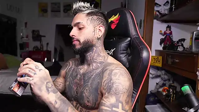 logan hugh8 online show from April 2026 12:19:01 AM