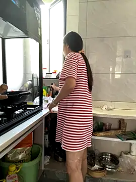 coco-o online show from October 2025 04:07:01 AM