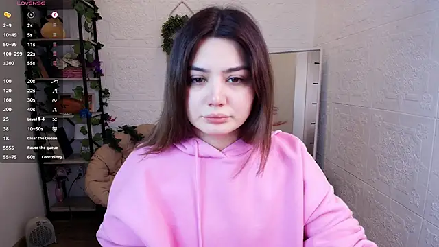 Dark Moni online show from December 2025 02:41:01 AM