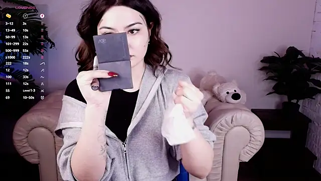 Dark Moni online show from February 2026 02:43:01 AM