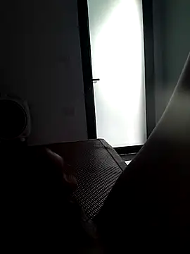 quoc85 online show from October 2025 12:08:02 AM