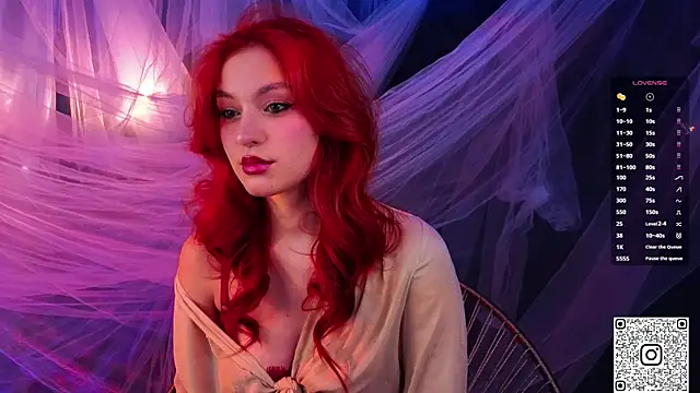 GildedKitten online show from January 2026 06:22:02 PM