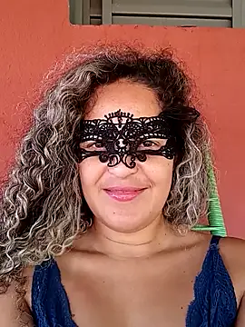 RaphinhaSanches online show from November 2025 01:21:02 PM