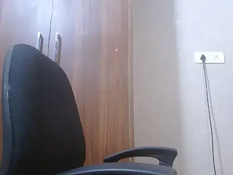 soya queen online show from March 2026 03:32:01 AM