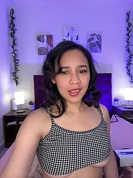 Snapshot of Esmeraldagh_ chatting on September 2025 01:33:01 PM Esmeraldagh online show from September 2025 01:33:01 PM
