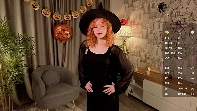 TiannaBorlace online show from October 2025 11:11:02 AM