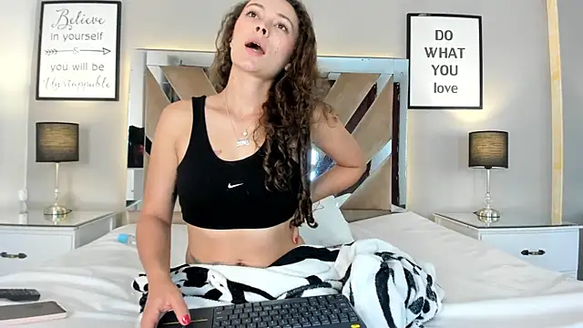 cellestehot online show from January 2026 04:39:02 AM