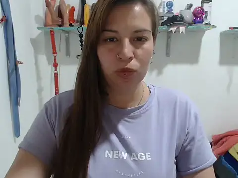 cloequeen15 online show from September 2025 06:33:02 PM