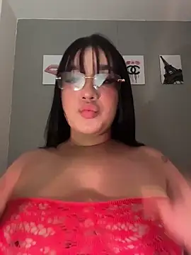 Snapshot of Aliciawhitee chatting on February 2026 03:14:02 AM Aliciawhitee online show from February 2026 03:14:02 AM