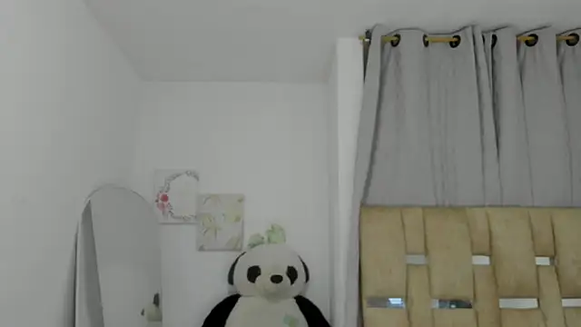 Snapshot of Zanahia2 chatting on September 2025 11:21:01 AM Zanahia2 online show from September 2025 11:21:01 AM