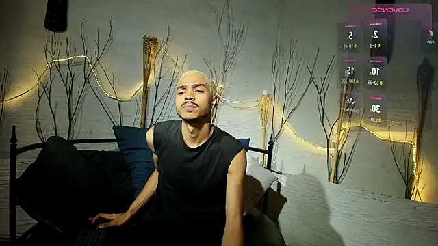 MarcusRain  online show from December 2025 03:38:02 AM