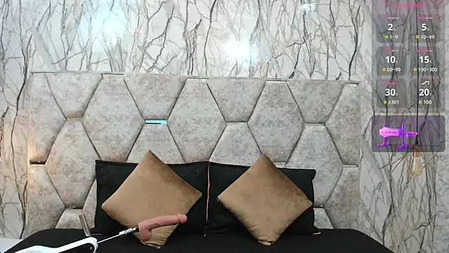 EXOTIC EBONY  online show from September 2025 07:57:02 PM