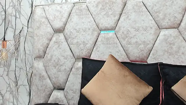 EXOTIC EBONY  online show from October 2025 07:13:01 PM