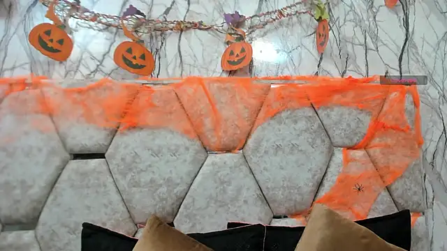 EXOTIC EBONY  online show from October 2025 07:03:02 PM