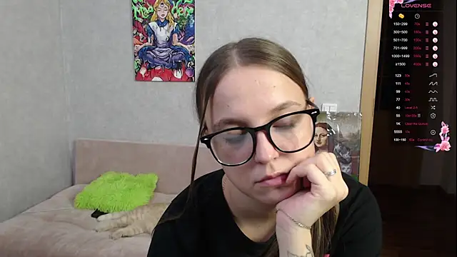 Violetwin online show from September 2025 05:51:02 PM