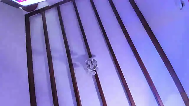 becca scotts online show from October 2025 12:18:01 AM