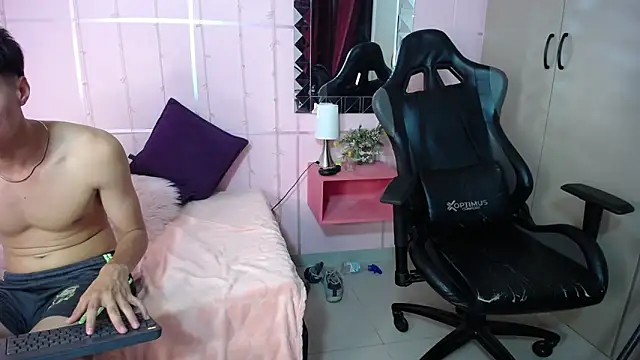 Snapshot of Justin_gray_ chatting on September 2025 08:53:02 PM Justin gray online show from September 2025 08:53:02 PM