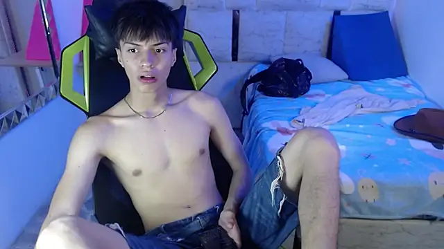 Snapshot of Justin_gray_ chatting on September 2025 01:35:01 PM Justin gray online show from September 2025 01:35:01 PM