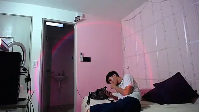 Snapshot of Justin_gray_ chatting on October 2025 08:39:02 PM Justin gray online show from October 2025 08:39:02 PM