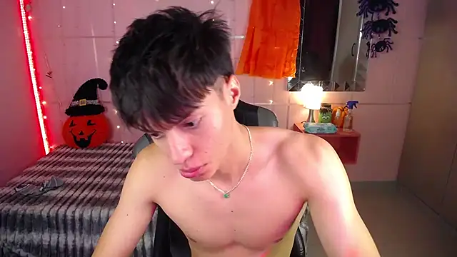 Snapshot of Justin_gray_ chatting on October 2025 03:03:02 PM Justin gray online show from October 2025 03:03:02 PM