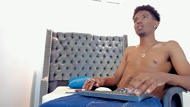 nero reyd online show from September 2025 07:30:02 PM