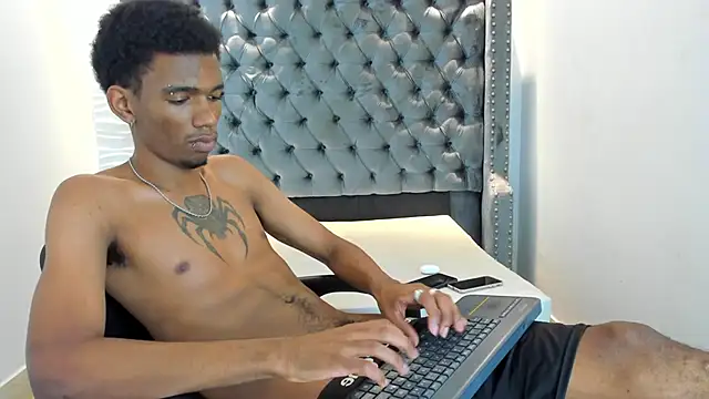 nero reyd online show from April 2026 07:29:01 PM