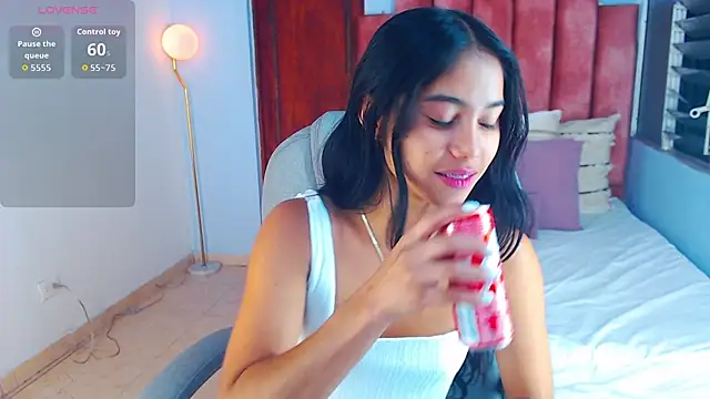 Snapshot of Milaa_Star_ chatting on October 2025 03:28:01 AM Milaa Star online show from October 2025 03:28:01 AM