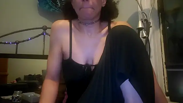 Snapshot of puddled_wonderland chatting on September 2025 12:05:01 AM puddled wonderland online show from September 2025 12:05:01 AM