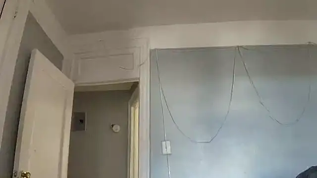 Snapshot of puddled_wonderland chatting on October 2025 06:37:01 PM puddled wonderland online show from October 2025 06:37:01 PM