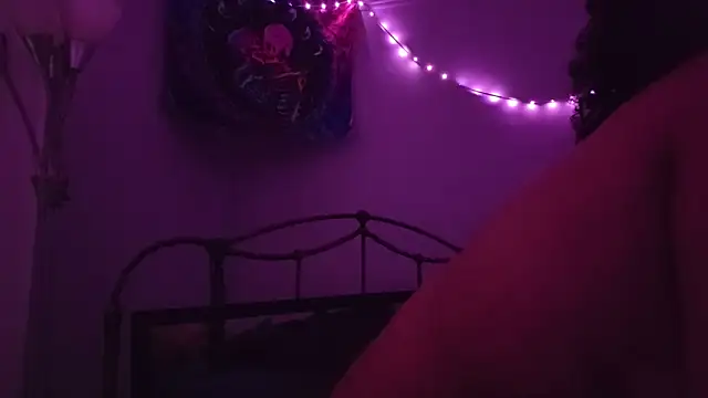 Snapshot of puddled_wonderland chatting on November 2025 04:22:02 AM puddled wonderland online show from November 2025 04:22:02 AM