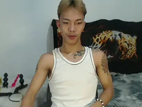 jersthebigfuckerxxx online show from November 2025 08:19:01 AM