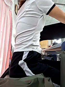 irina hana online show from December 2025 12:41:01 AM