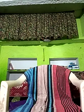 Snapshot of ZIVAA chatting on September 2025 10:05:01 AM ZIVAA online show from September 2025 10:05:01 AM