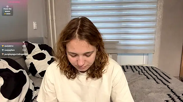 SunPunnyGirl online show from September 2025 05:43:02 AM