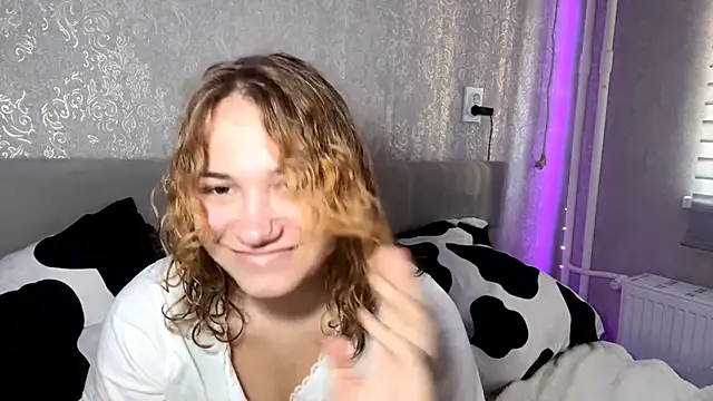 SunPunnyGirl online show from September 2025 07:46:02 AM