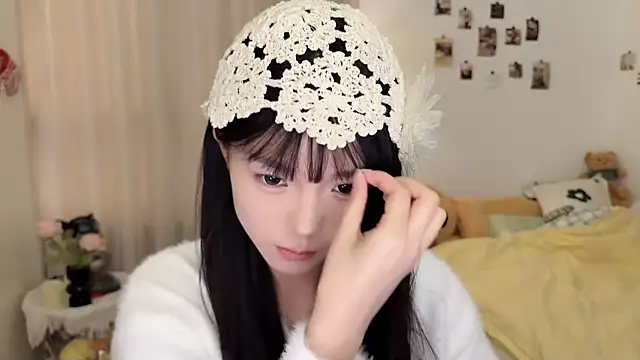 Momo-xx online show from January 2026 03:33:01 AM