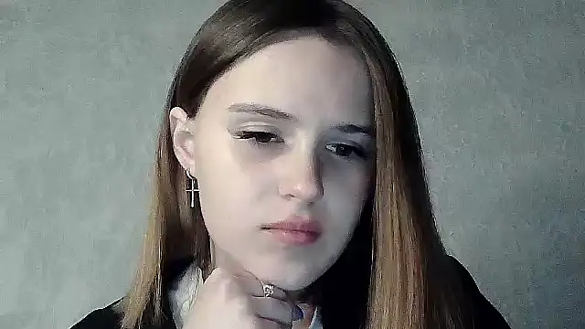 SweetLoraa online show from October 2025 05:54:01 PM