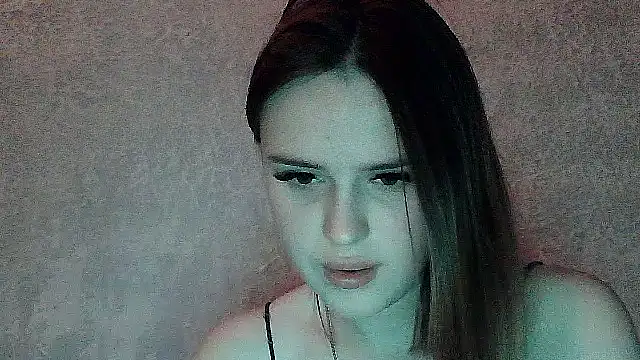 SweetLoraa online show from November 2025 04:44:01 PM