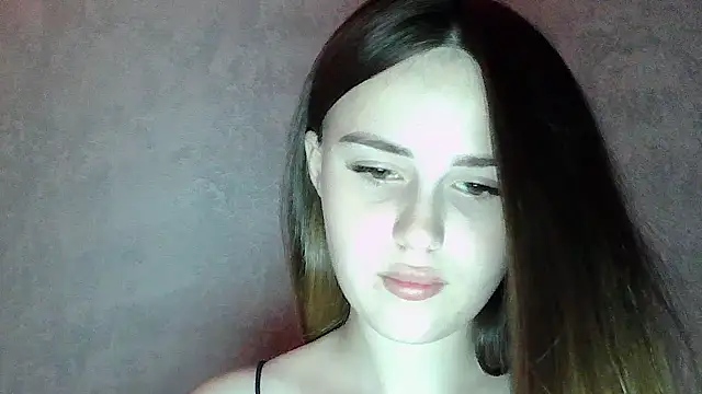 Snapshot of SweetLoraa chatting on July 2026 02:31:02 AM SweetLoraa online show from July 2026 02:31:02 AM