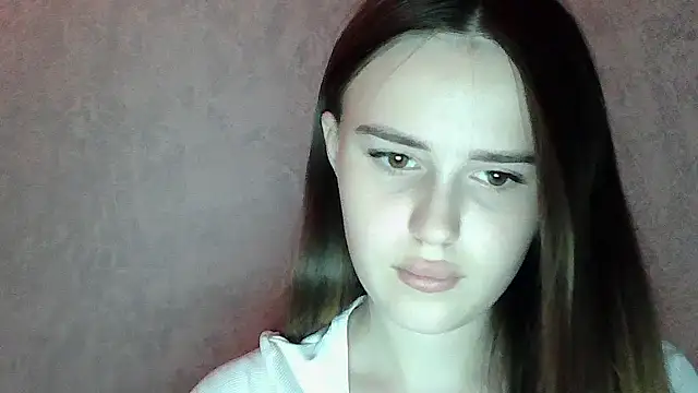 Snapshot of SweetLoraa chatting on July 2026 04:39:01 PM SweetLoraa online show from July 2026 04:39:01 PM