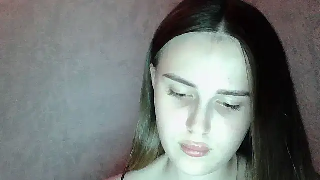 Snapshot of SweetLoraa chatting on August 2026 08:33:01 PM SweetLoraa online show from August 2026 08:33:01 PM