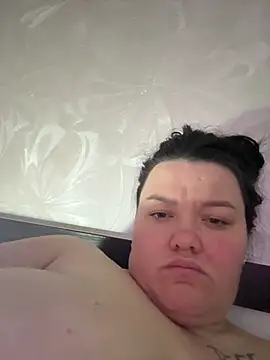 SunnyLeila2101 online show from April 2026 08:58:01 PM